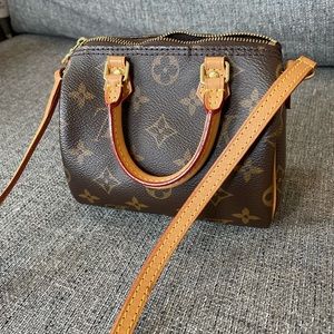 Louis Vuitton 2021 Nano Speedy crossbody handbag with dust bag